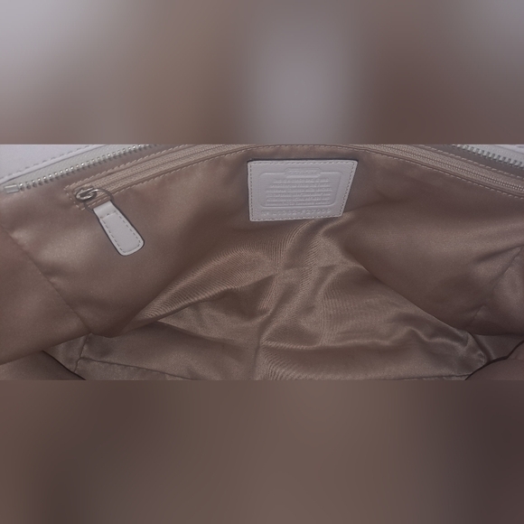 Coach Zebra Purse White and Tan - Picture 13 of 16